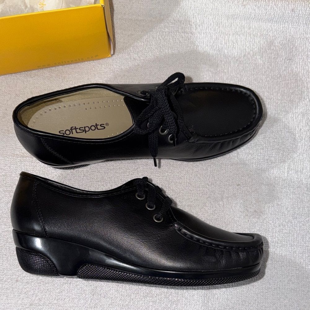 Softspots Men's Black Leather Derbys